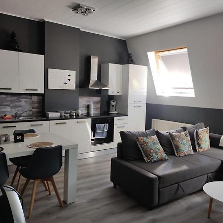Apartmán Escale Lutych Exteriér fotografie