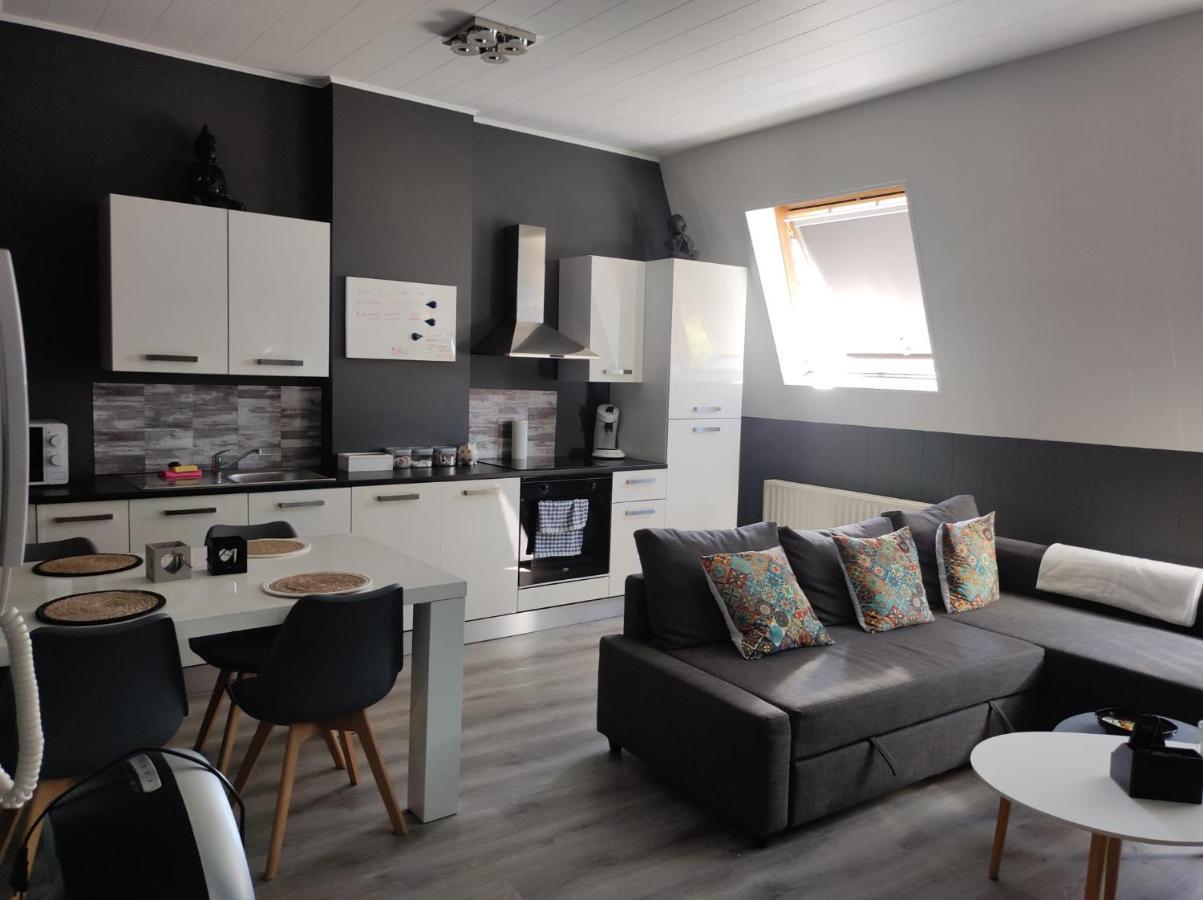 Apartmán Escale Lutych Exteriér fotografie